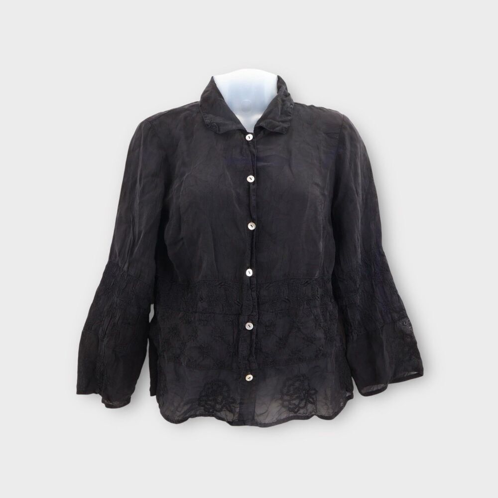 Johnny Was Button Down Shirt Womens Small Black Rayon Embroidered Top Blouse VTG